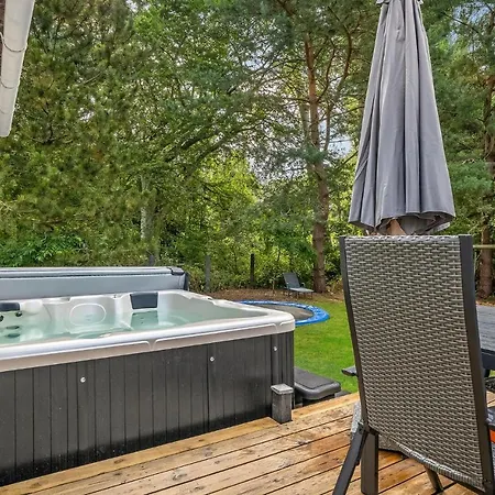 4 Bedroom Cozy In Vaeggerlose Дом отдыха *
